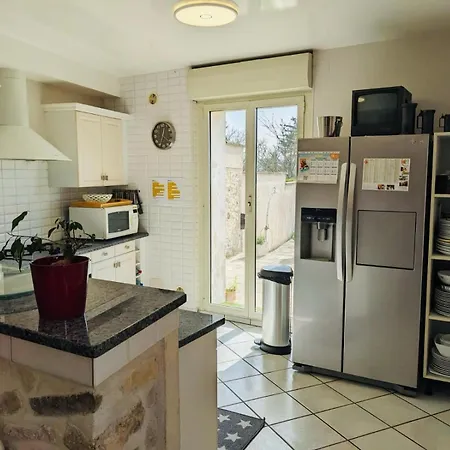 Semesterbostad Maison Entiere Et Spacieuse Dovie Château-Thierry