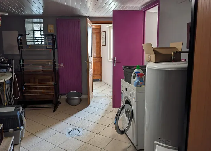 Holiday home Maison Entiere Et Spacieuse Dovie Chateau-Thierry